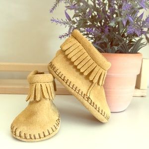 Never used Minnetonka walkers